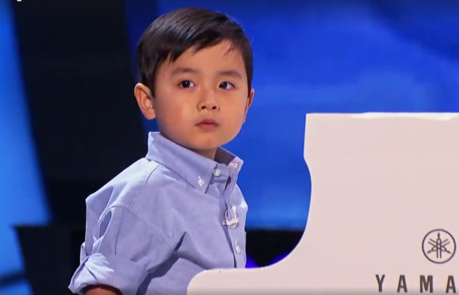 Evan Le - Thần đông piano